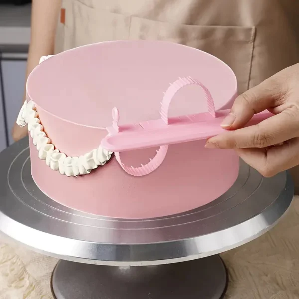 1PCS Cake Leveler   Spreader Tool Arc Cake Assist for Smooth Sides   Even Layer for Beginners Bakers